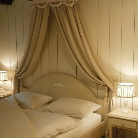 Vier Jahreszeiten Idyll *